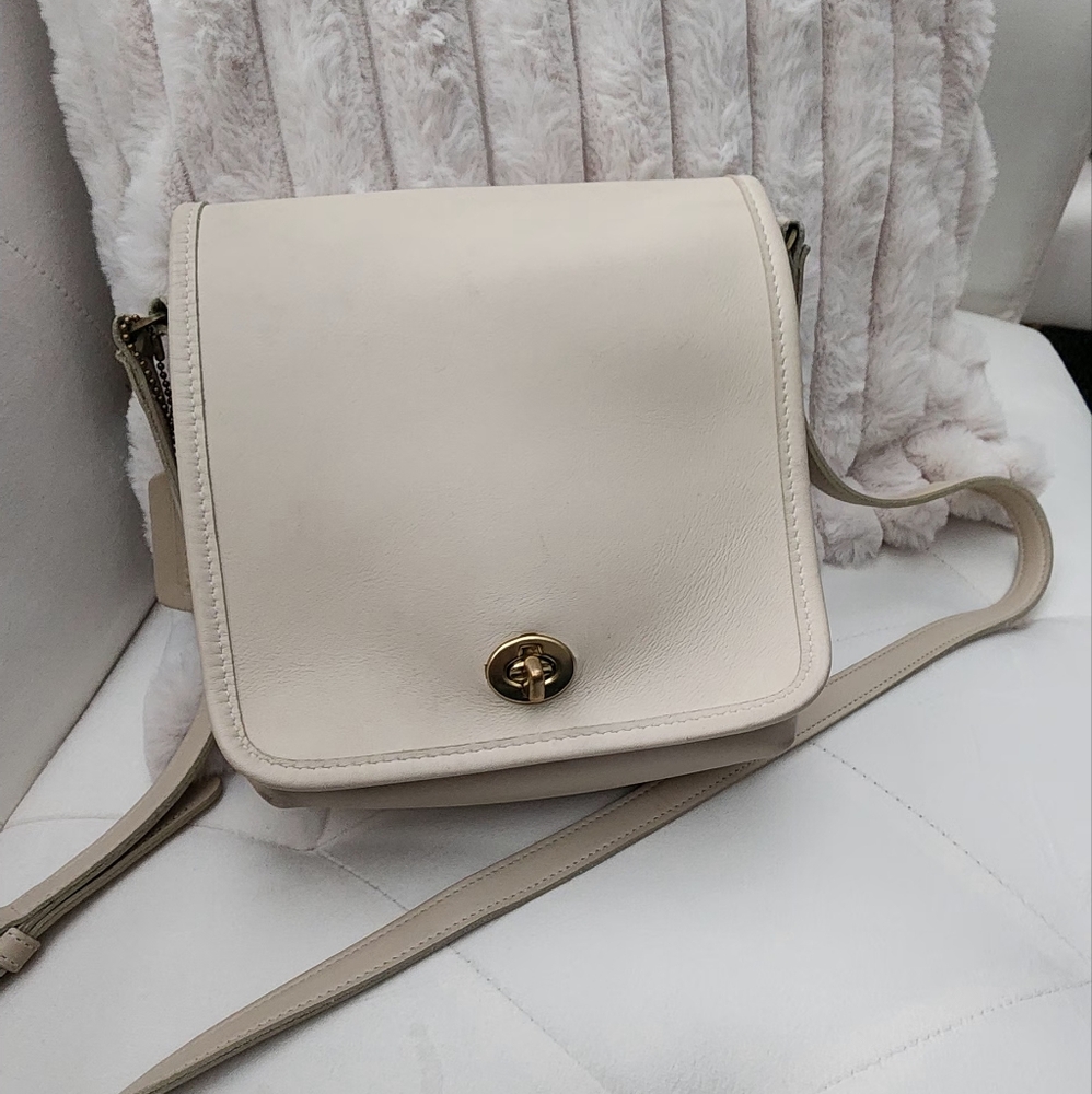Vintage Coach Companion Crossbody Bag